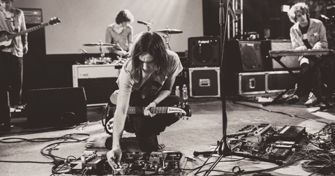 Supergroupe psych-rock en vue ? Des membres de Tame impala, Geese, King Gizzard, et Pond réunis en studio