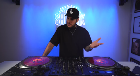 AlphaTheta DJM-V5 : l’esprit club dans un format 3 voies