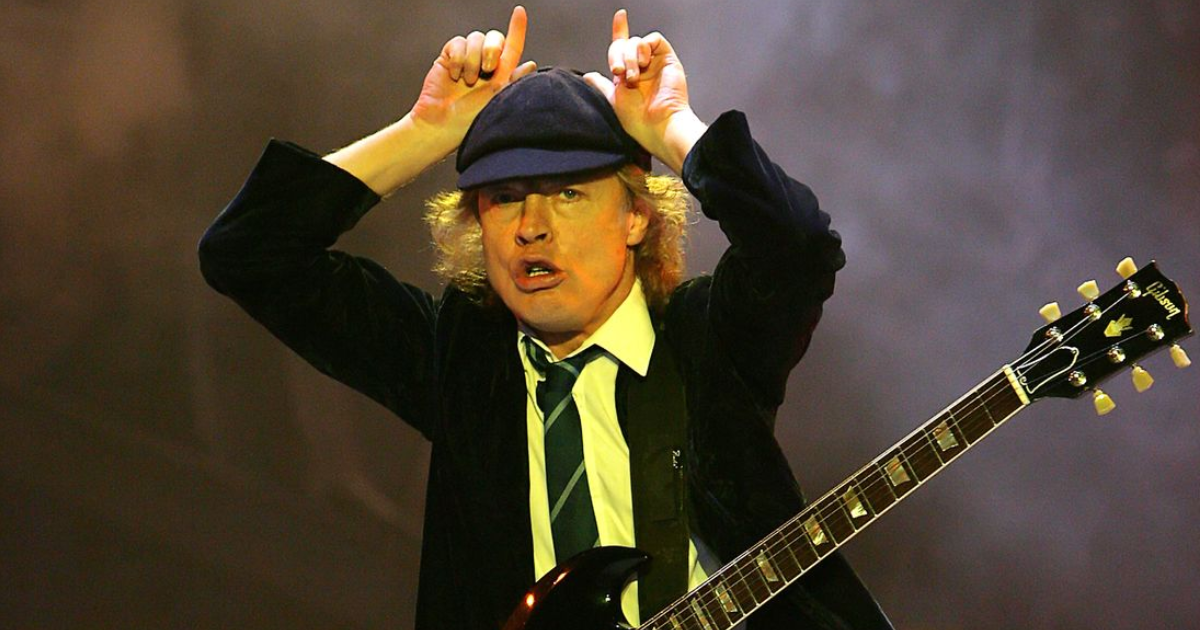 Angus Young et la Gibson SG qui a fait trembler AC/DC