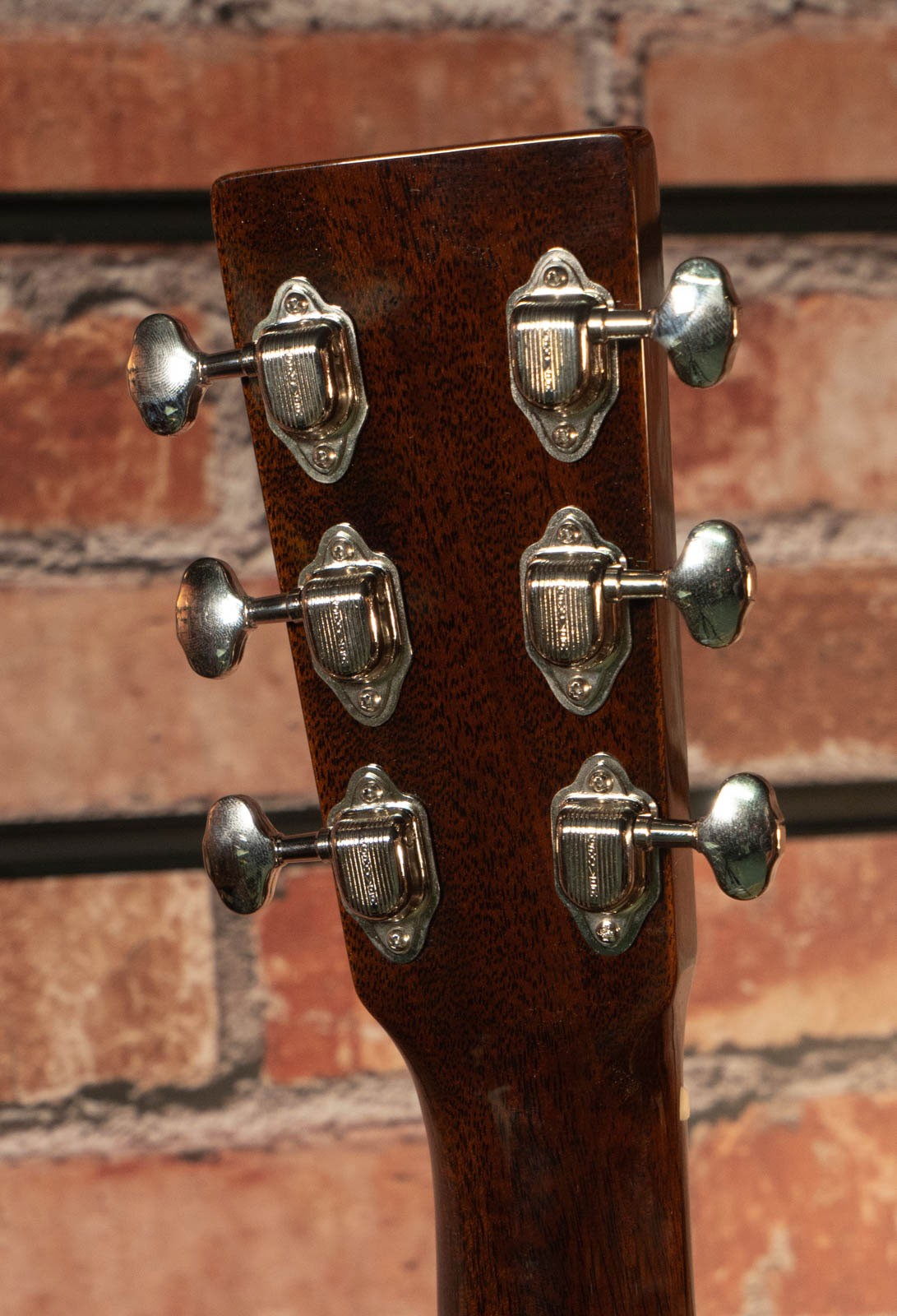 CS #DSS-3757524 Dreadnought Slope Shoulder Mahogany