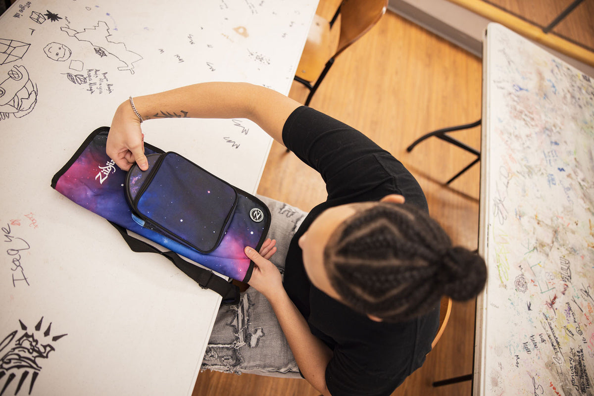 Housse Baguettes Etudiant Purple Galaxy