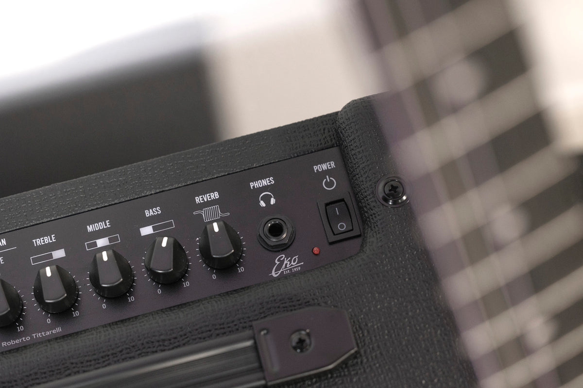 G-BS25 Stealth Black - combo guitare 25W - 2 canaux + reverb