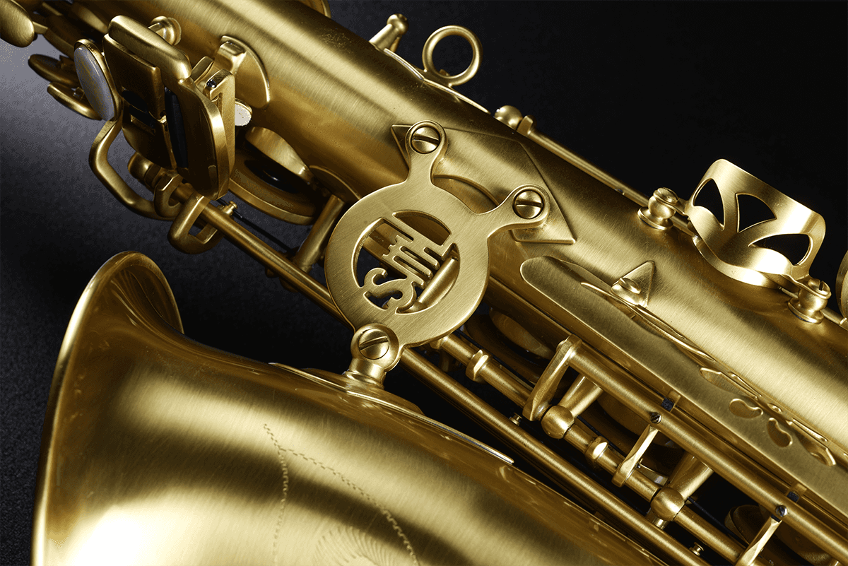 A420-II Alto Mib Brossé Verni