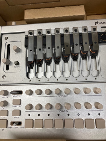 Phase8 Edition Limitée - Stock B