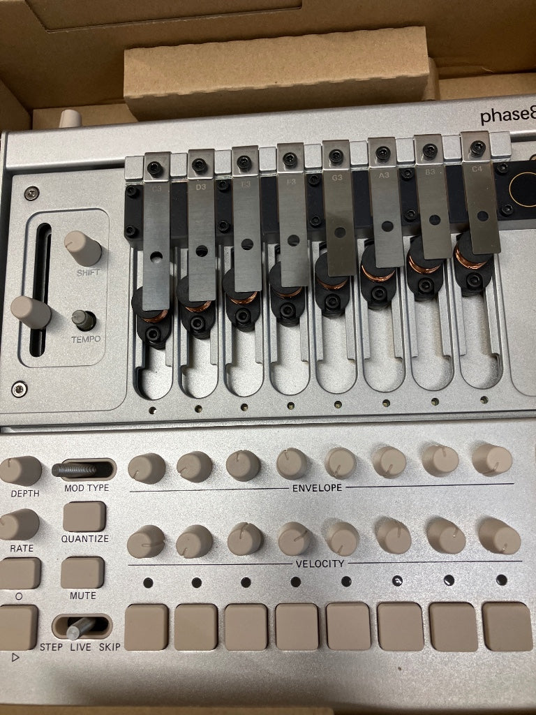 Phase8 Edition Limitée - Stock B