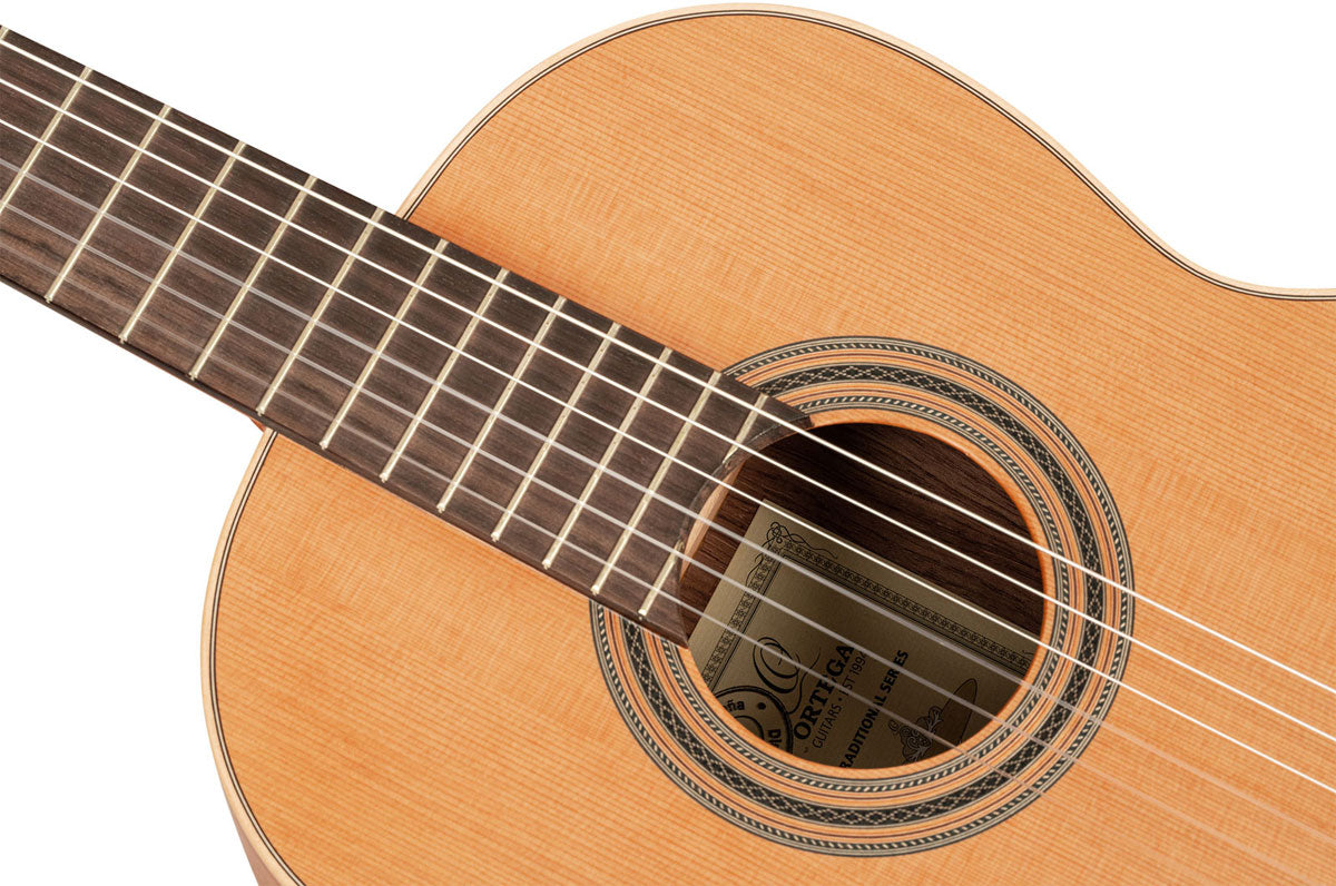 Traditional 4/4 6 LH + Pro Gig Bag