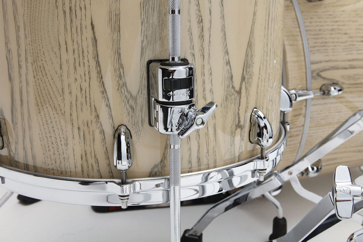 Star Walnut Stage 22 Antique White Japanesechestnut