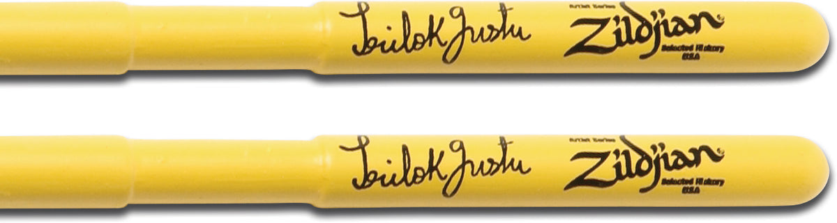 Trilok Gurtu Signature