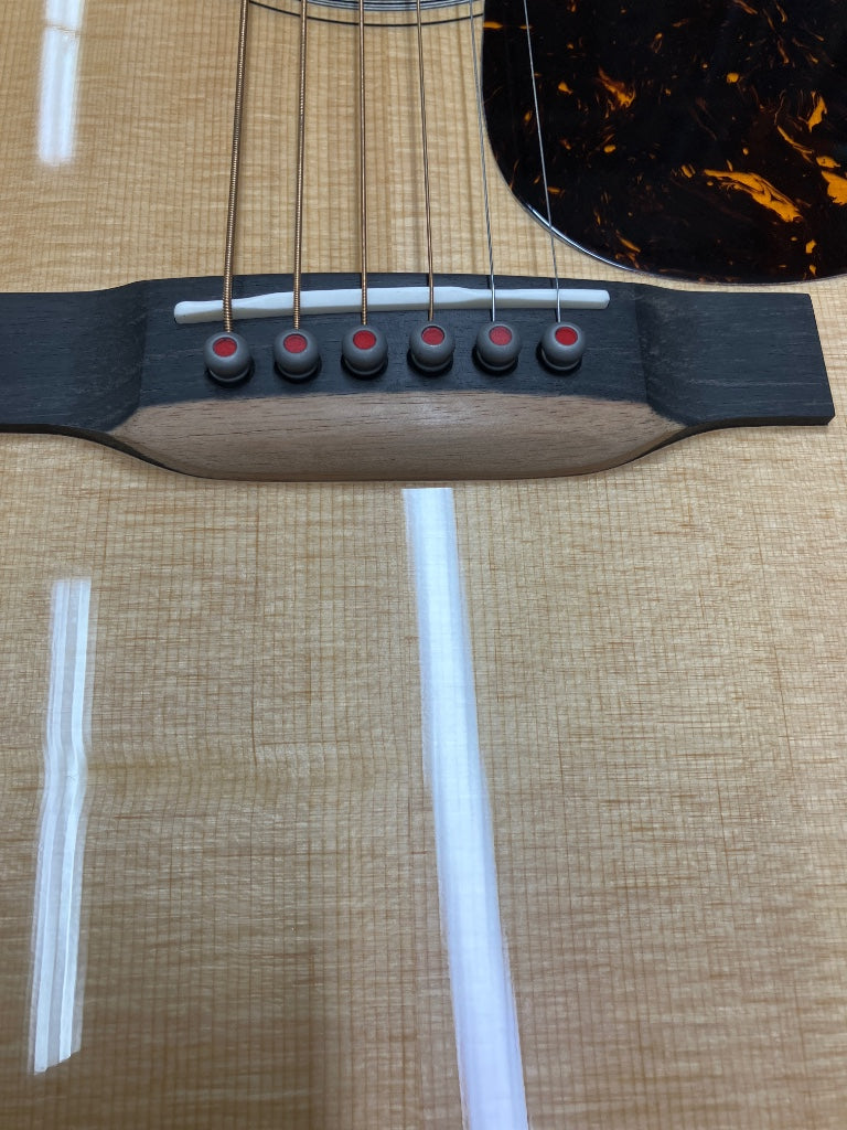 D-18 Modern Deluxe - Stock B