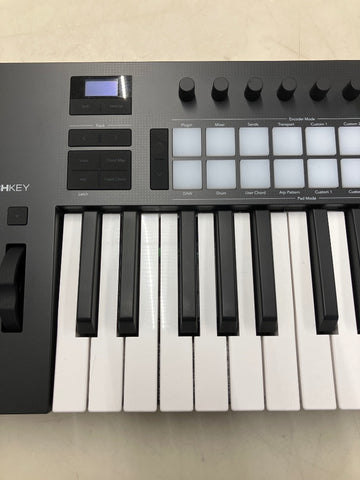Launchkey 25 MK4 - Stock B