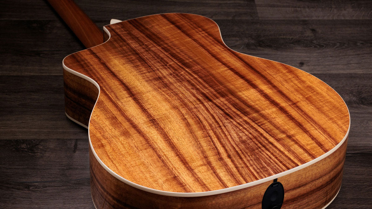 214ce-K DLX Natural Grand Auditorium