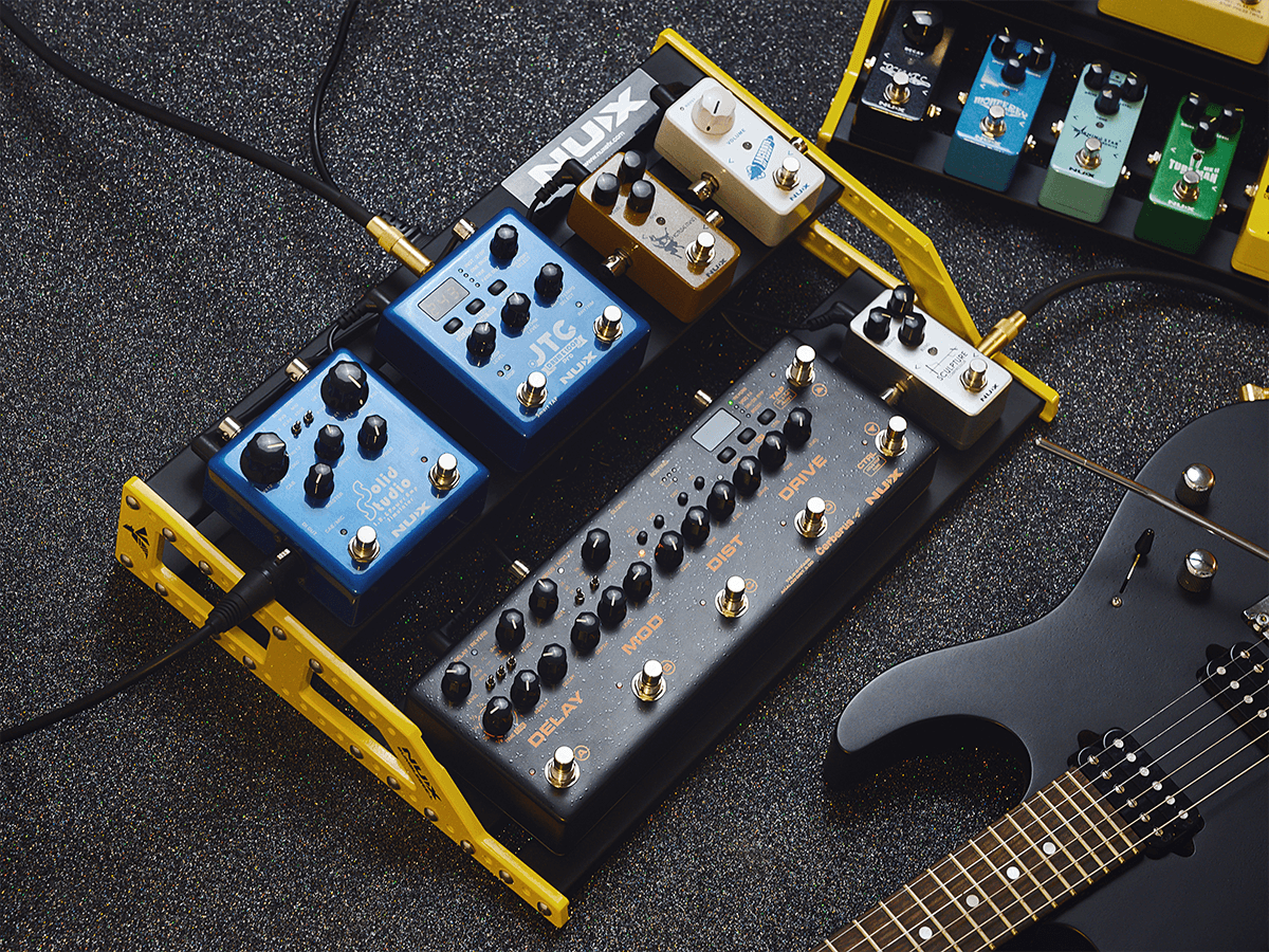 Pedalboard Large Bumblebee NPB-L avec Housse