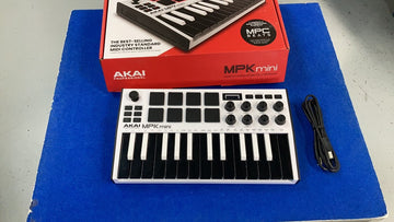 MPK Mini MK3 White - Stock B