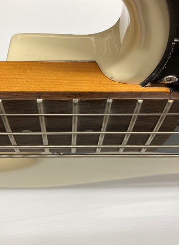 PJ 400 Vintage White - Stock B