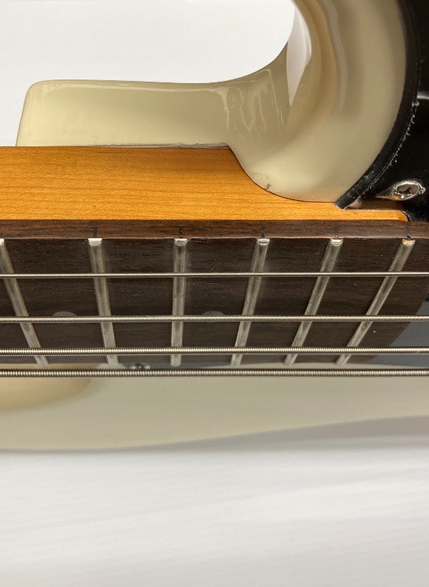 PJ 400 Vintage White - Stock B