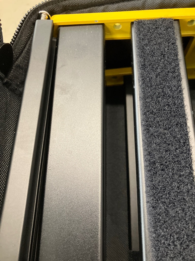 Pedalboard Large Bumblebee NPB-L avec Housse - Stock B