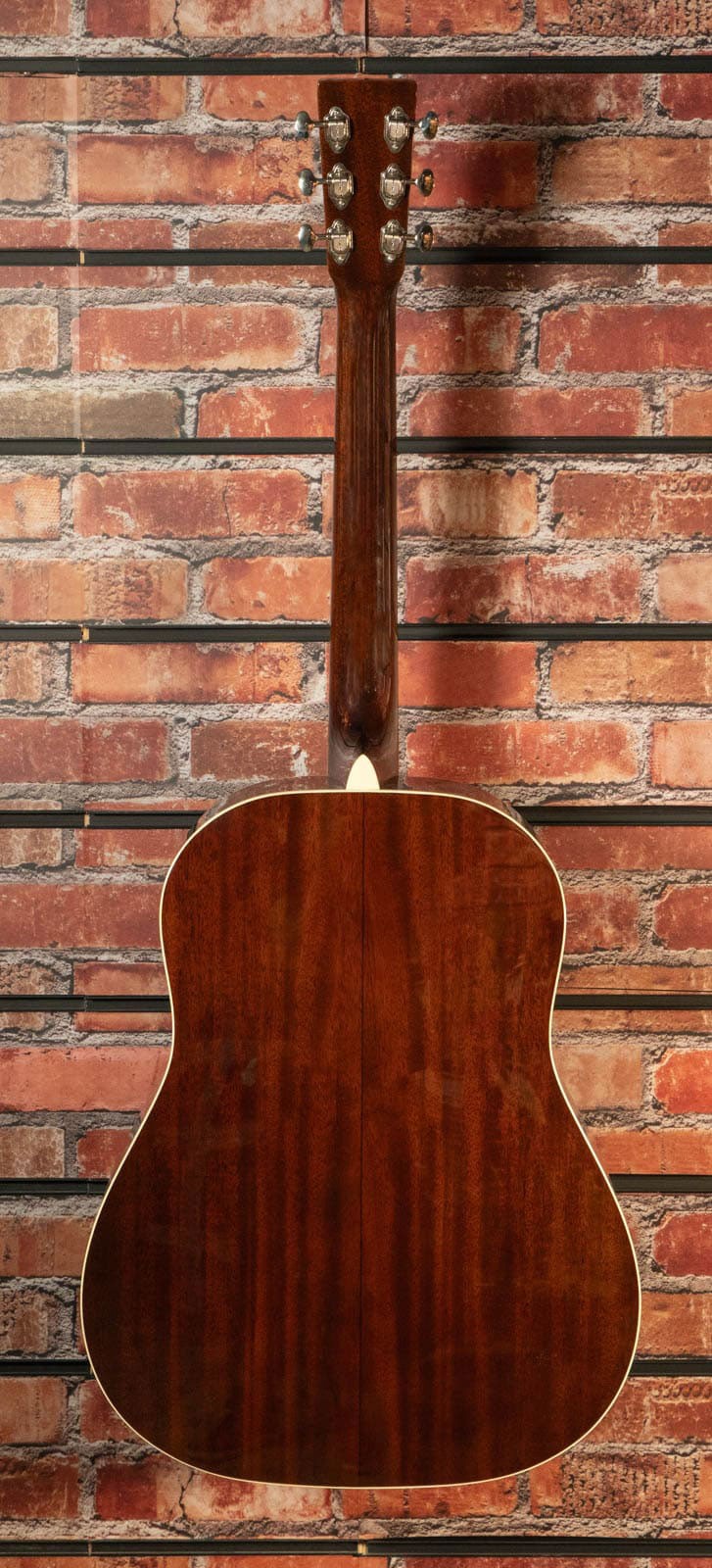CS #DSS-3757524 Dreadnought Slope Shoulder Mahogany