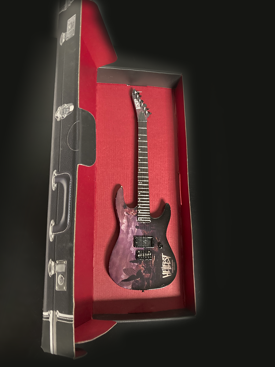 MINI GUITARE DE DECORATION ESP X HELLFEST 2022 - 15EME ANNIVERSAIRE