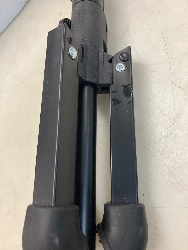 23150 PIED DE MICROPHONE Stock B