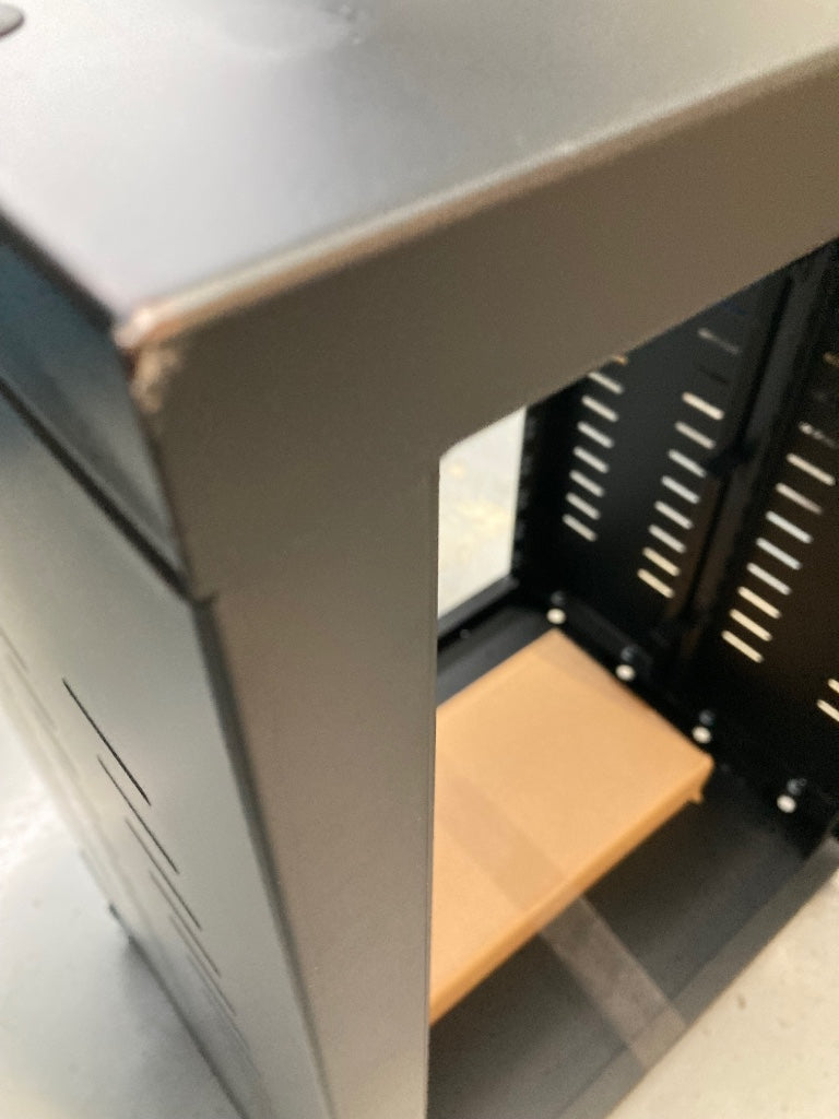 IR-16 - Rack Studio 16u - Stock B