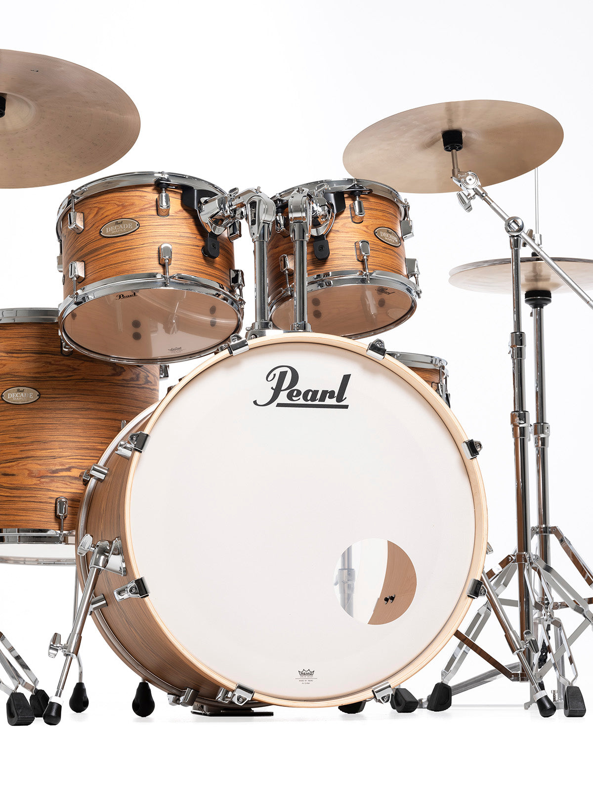 Decade Maple Artisan Rock 22" Satin Caramel Veil (Sans Hardware)