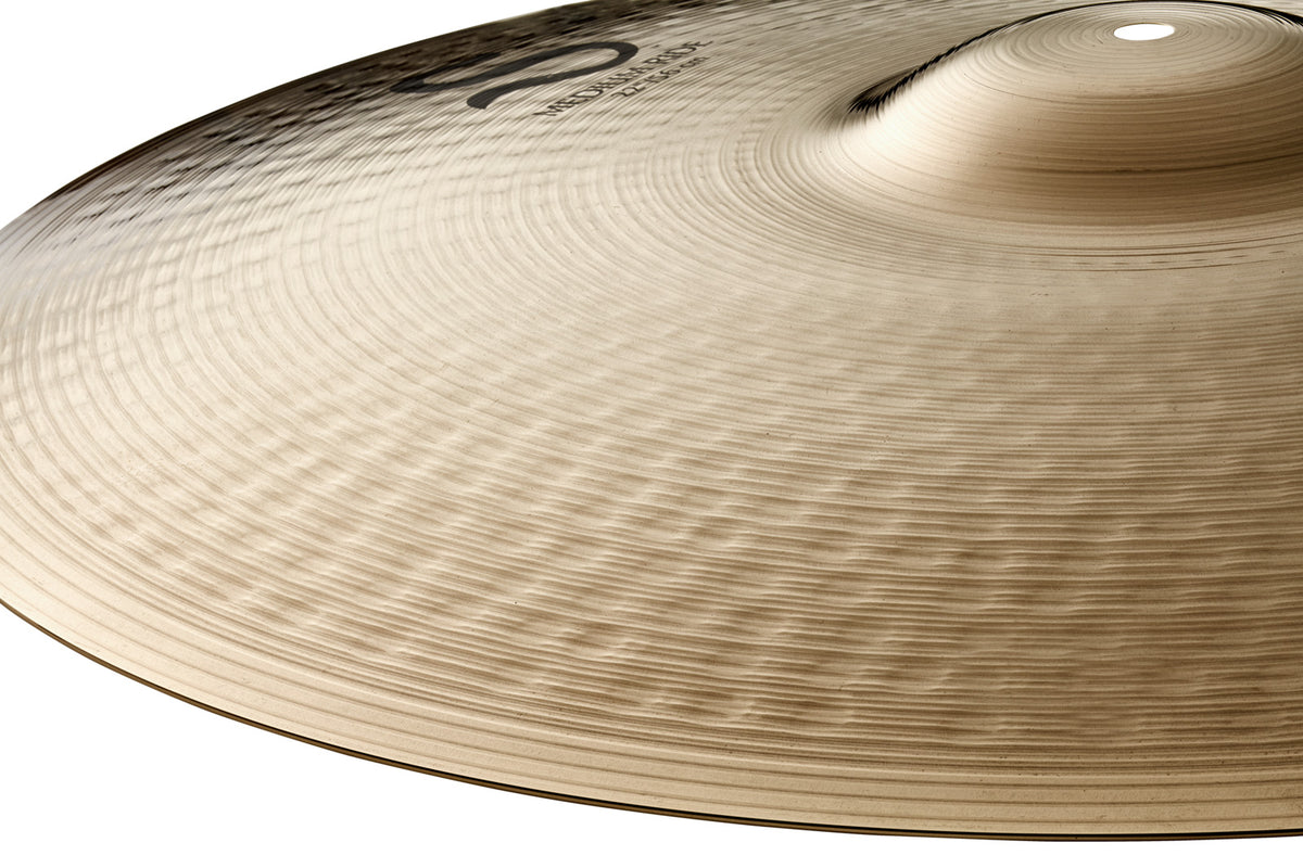 S22MR - S Family Medium Ride 22"