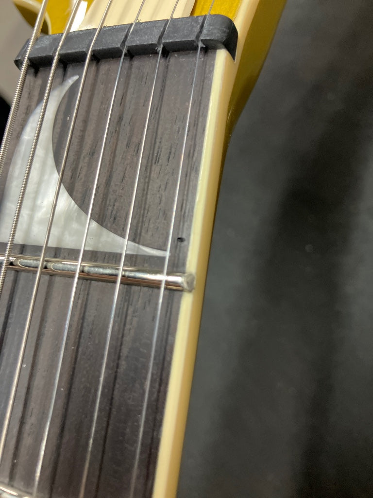 Signature Kirk Hammett Kh-V Metallic Gold - Stock B
