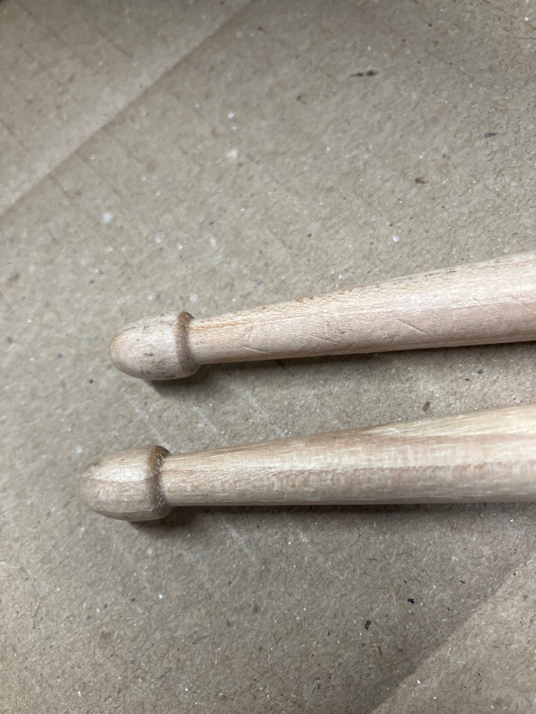 8D - American Classic Hickory - Stock B