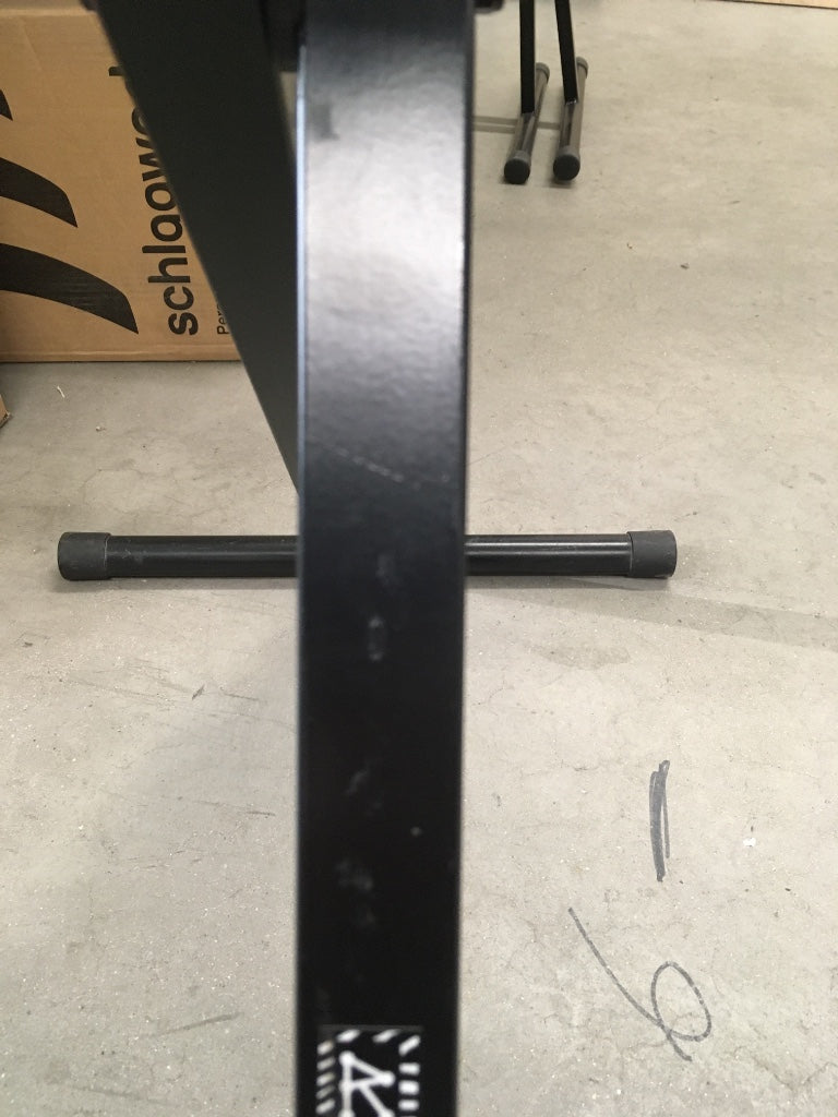 Stand clavier X93 Noir - Stock B