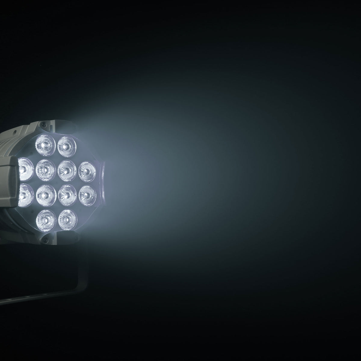 P ST DTW - Studio Par 12 X 10 W TRI-led Avec Lumire Blanche Variable et Contrle DIM-to-warm