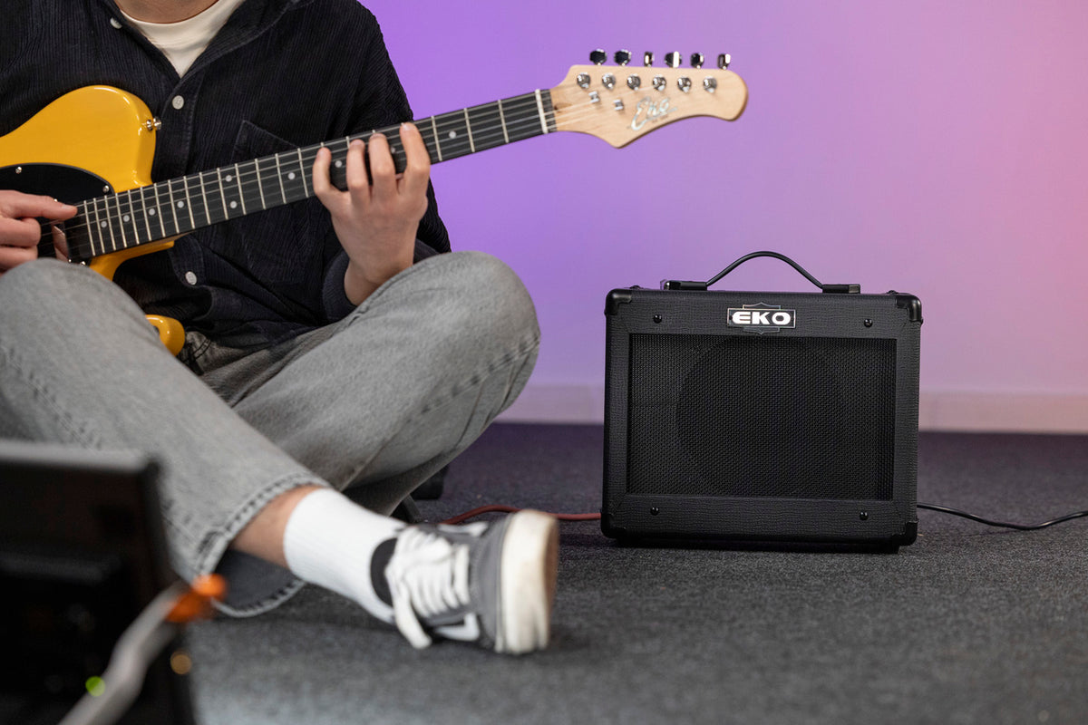 G-BS15 Stealth Black - combo guitare 15W - 2 canaux