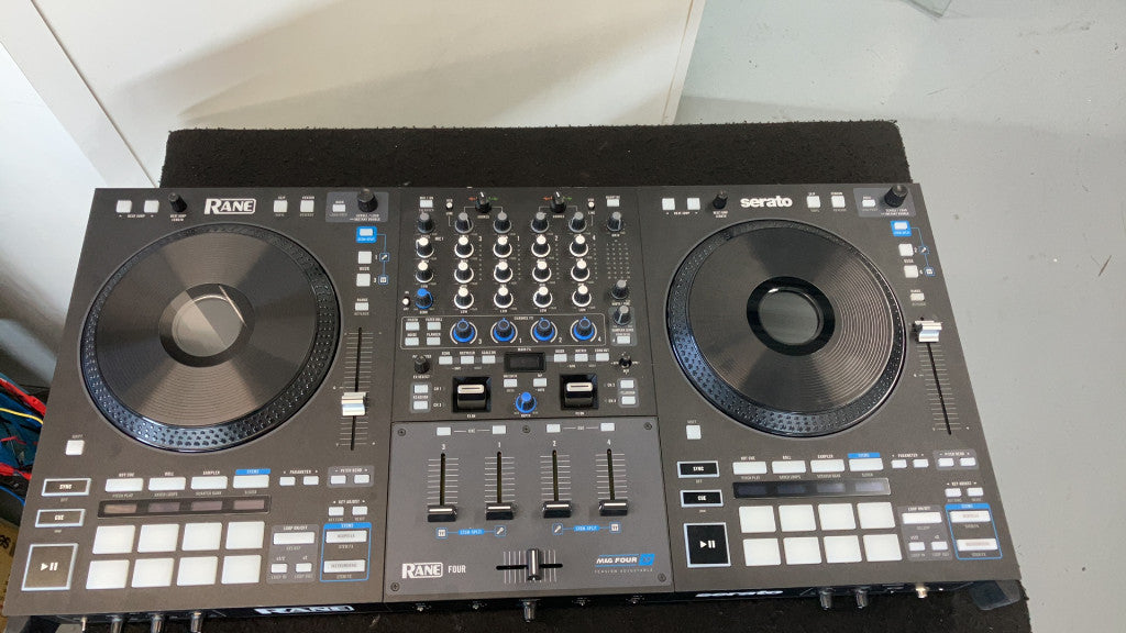 Rane DJ Four - Stock B
