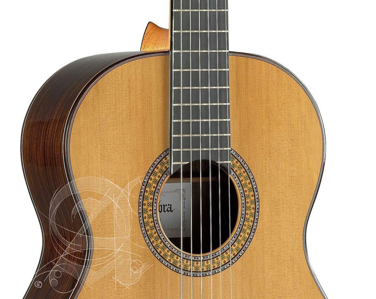 Concert 9P 12 1/2 Requinto + 9569 Etui