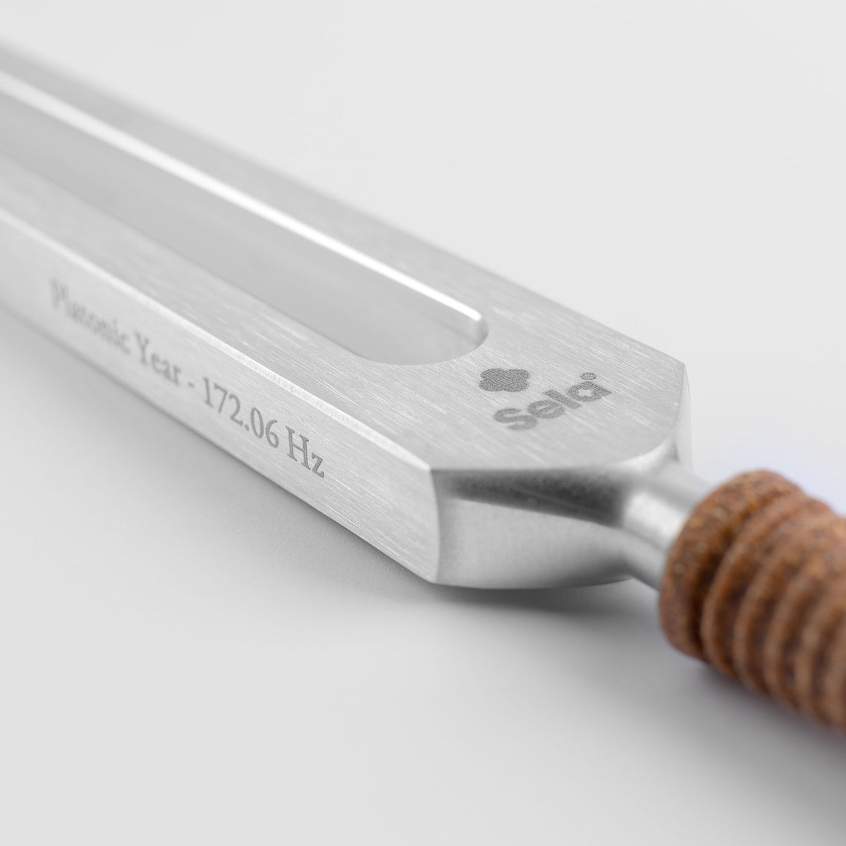 Diapason thérapeutique professionnel - année platonicienne 172,06 Hz