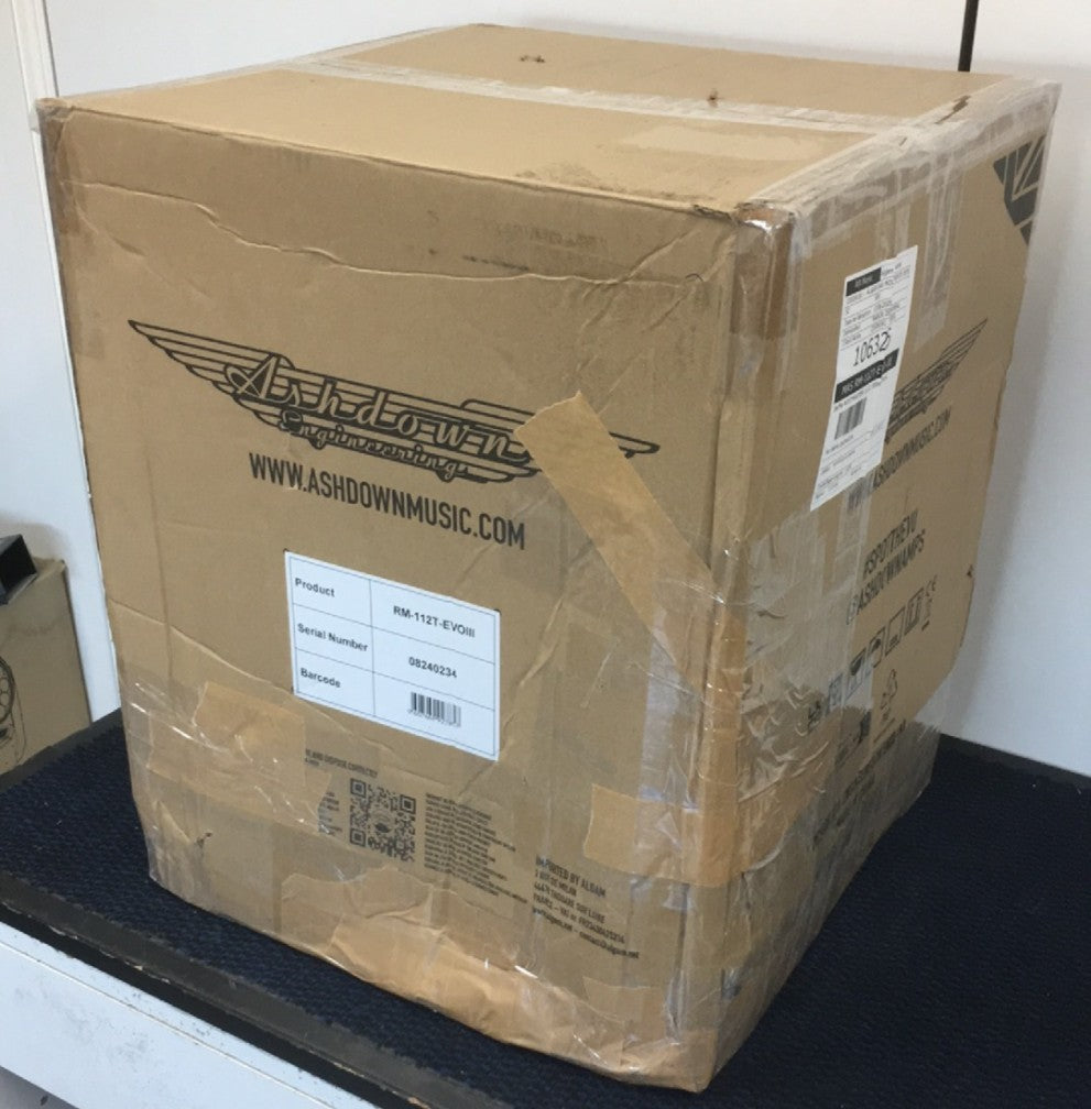 Rootmaster 1X12 300W 8ohms - Stock B