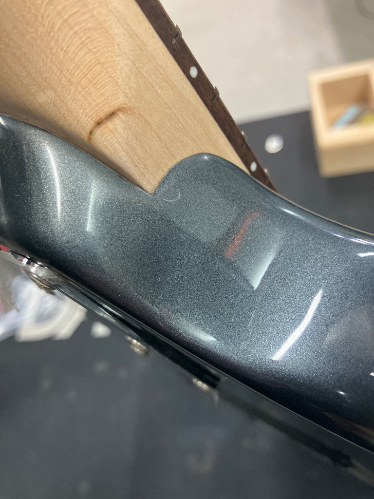 Cutlass SSS Charcoal Frost - Stock B