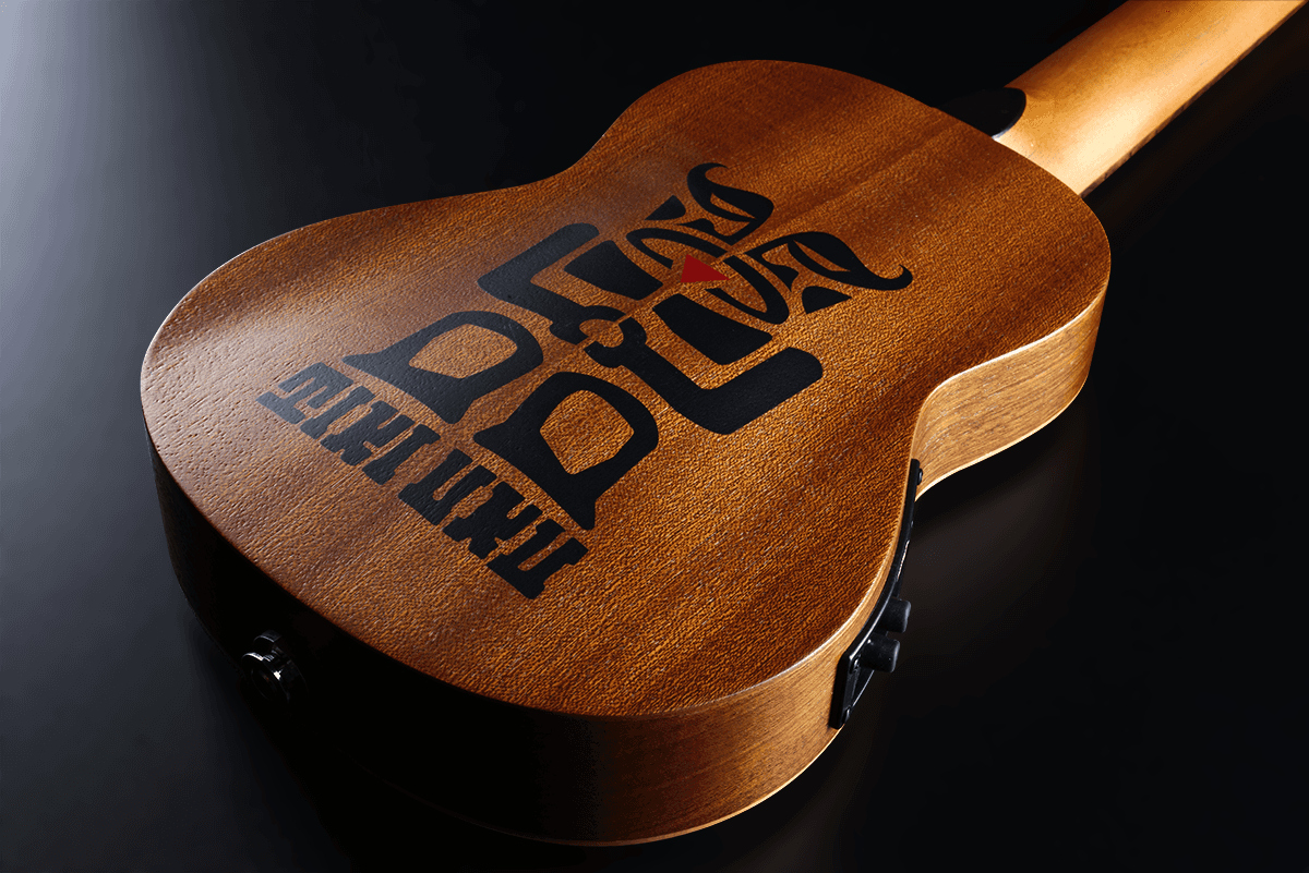 Tiki Baby Tku150Se Ukulele Baby-Soprano Slim Arched Back Électro