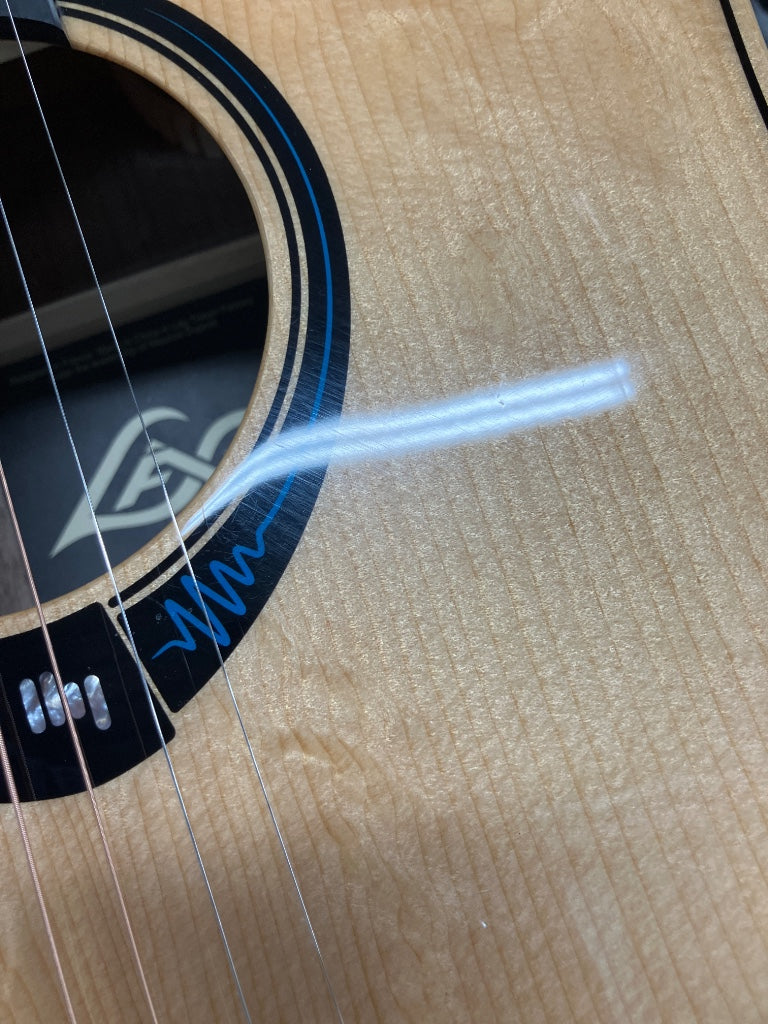 HyVibe 1 Série 30 Dreadnought Ctw - Stock B