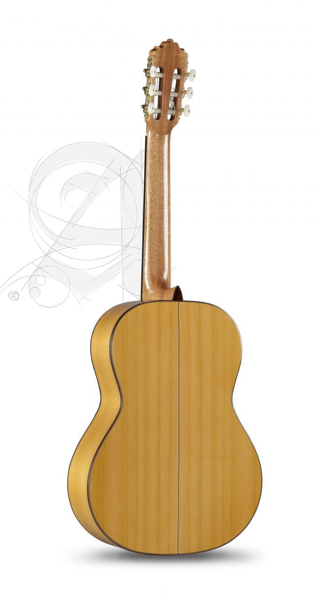 Conservatoire 7FC Flamenco + 9738 25mm Housse