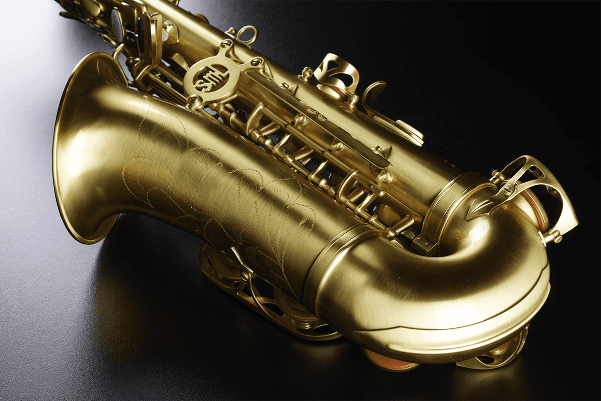 A420-II Alto Mib Brossé Verni