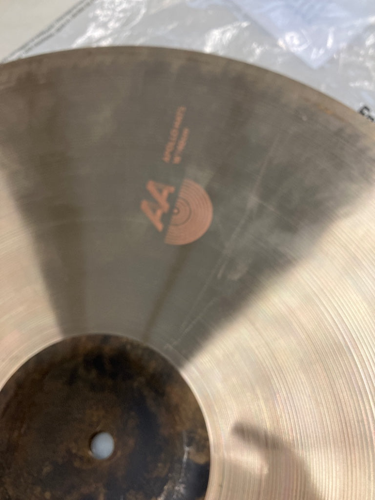 Serie Big & Ugly - 16" AA Apollo - Stock B