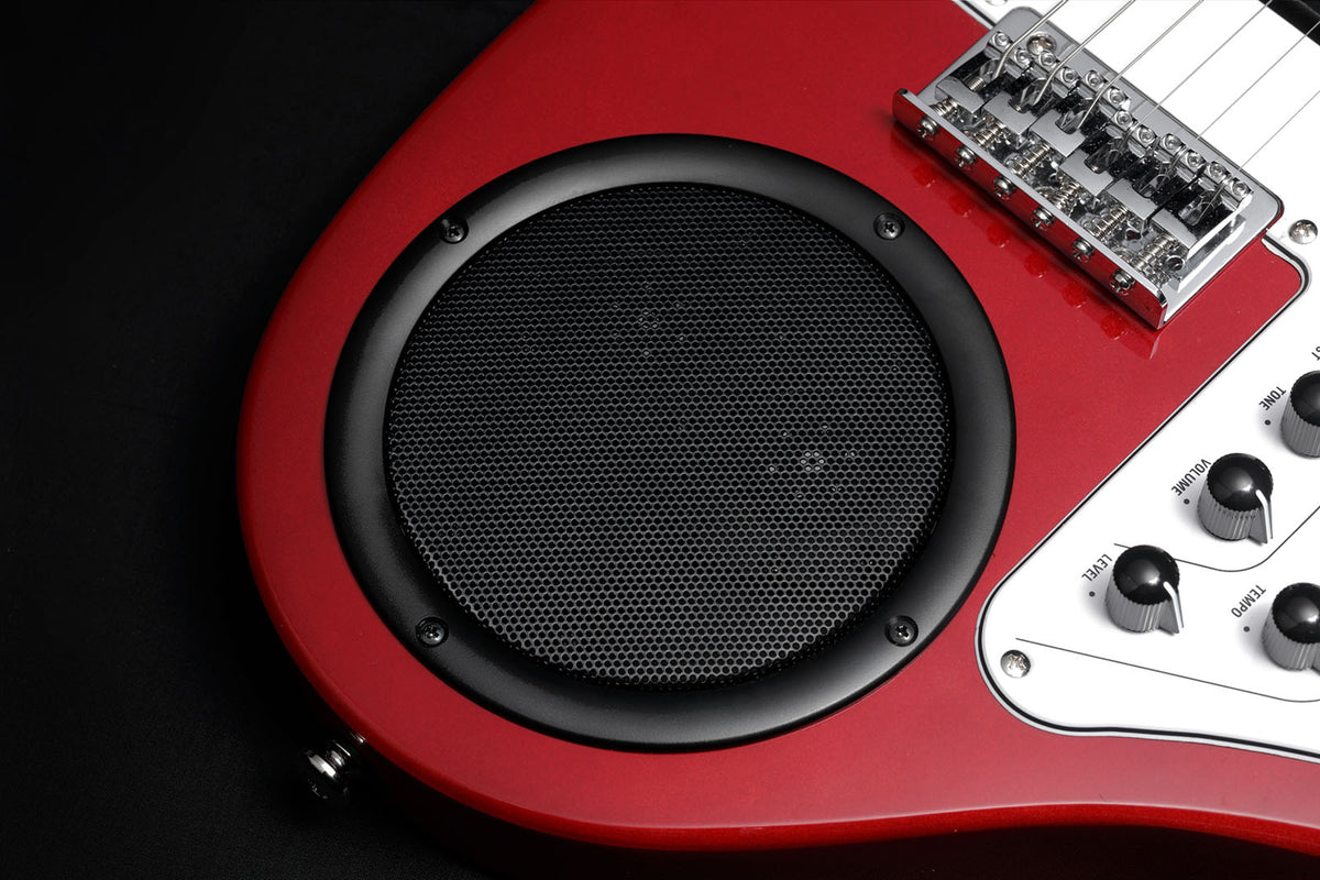 Apache Rouge Avec Ampli