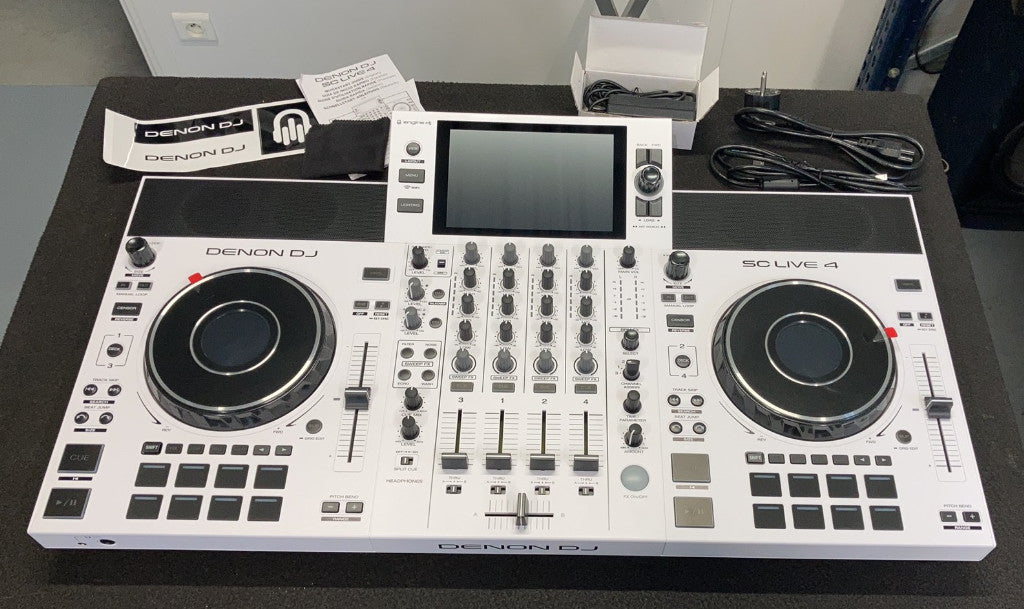 SC Live 4 White Edition - Stock B