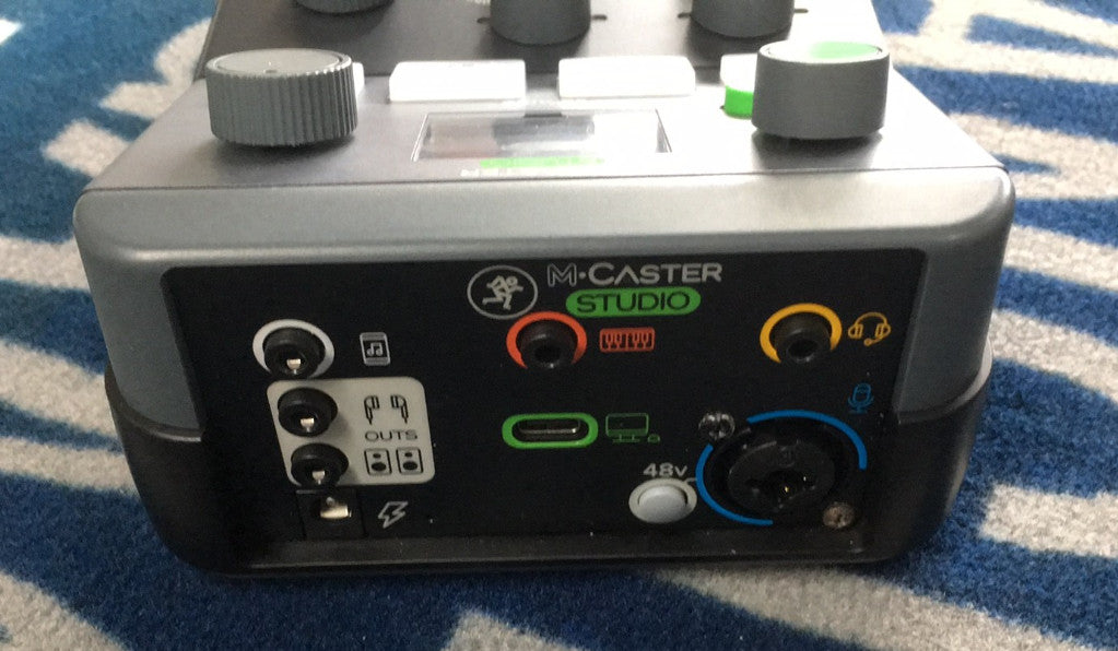 M CASTER STUDIO - Stock B