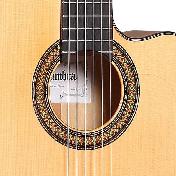 Conservatoire 7Fc Cw E8 Flamenco + 9738 25mm Housse