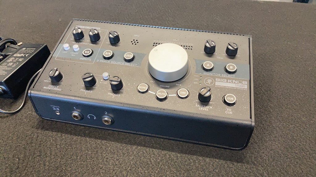 Bigknob Studio - Stock B