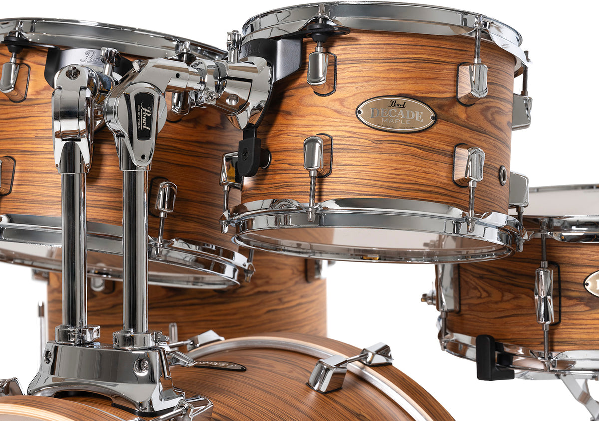 Decade Maple Artisan Fusion 20" Satin Caramel Veil