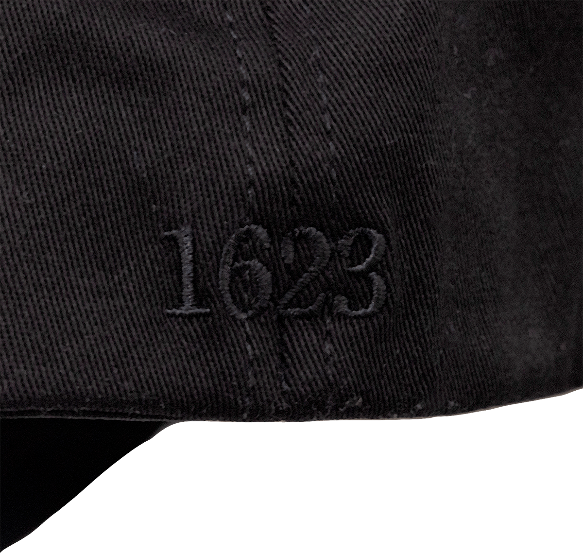 "S/M" Casquette Noire "Stretch Fit"