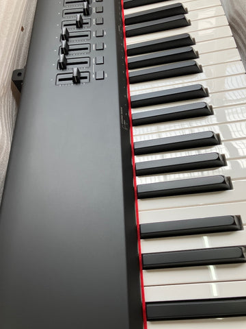 Hammer 88 Pro - Stock B