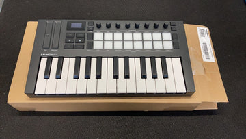 Launchkey Mini 25 MK4 - Stock B